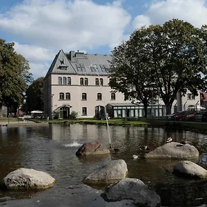 Lofty Kampus Garnizon Aparthotel